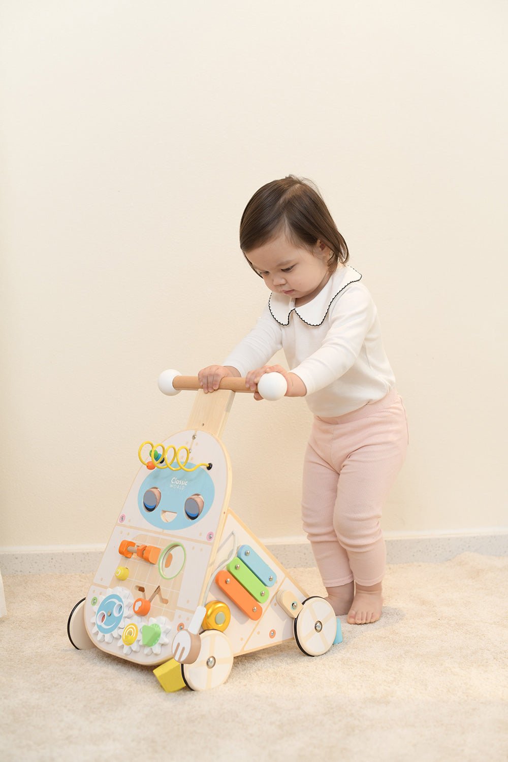 Classic World Robot Walker by Classic World Toys - Learning Bugs UK