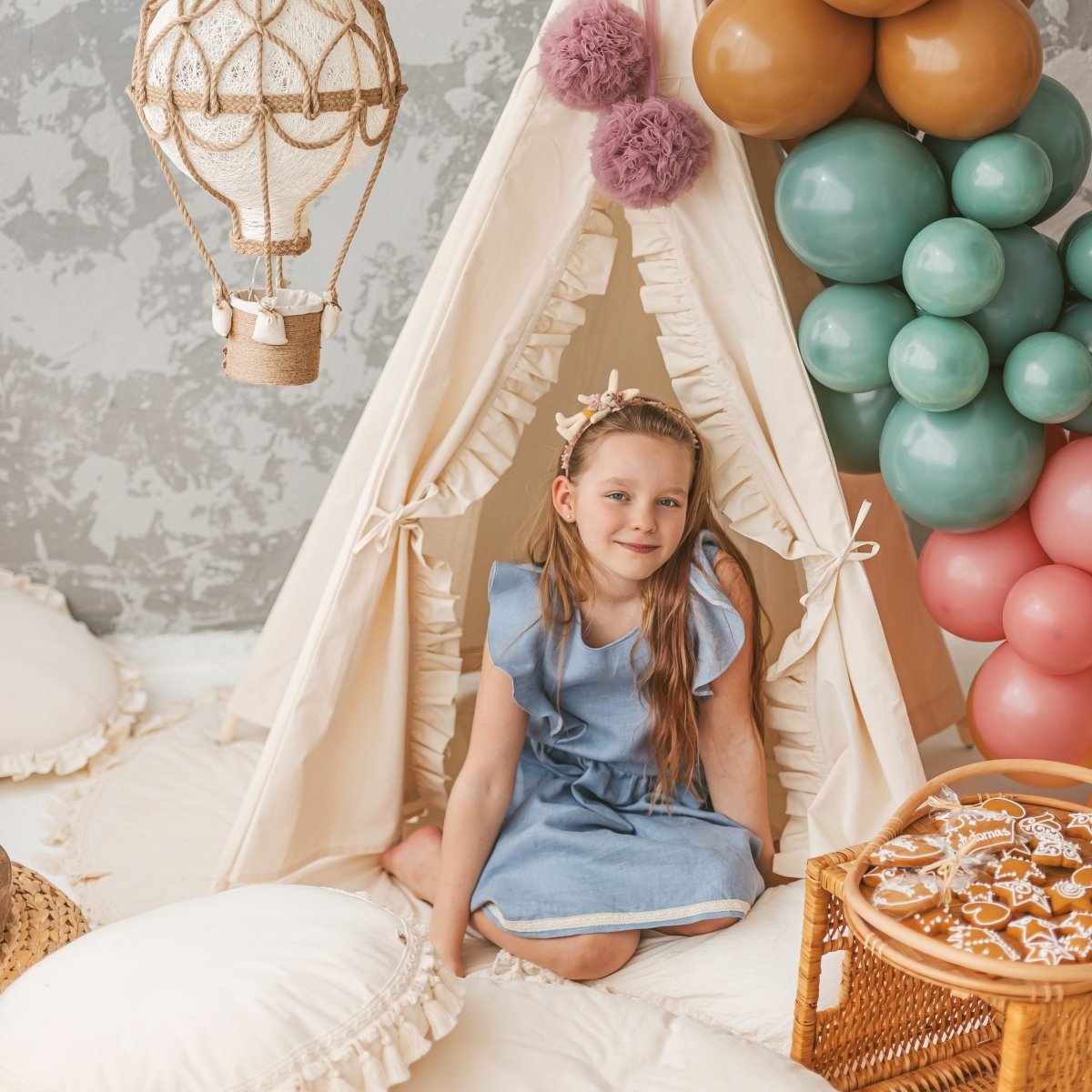MINICAMP Teepee Tent for Kids with Ruffled Trim – Teepees for children, available at Learning Bugs UK