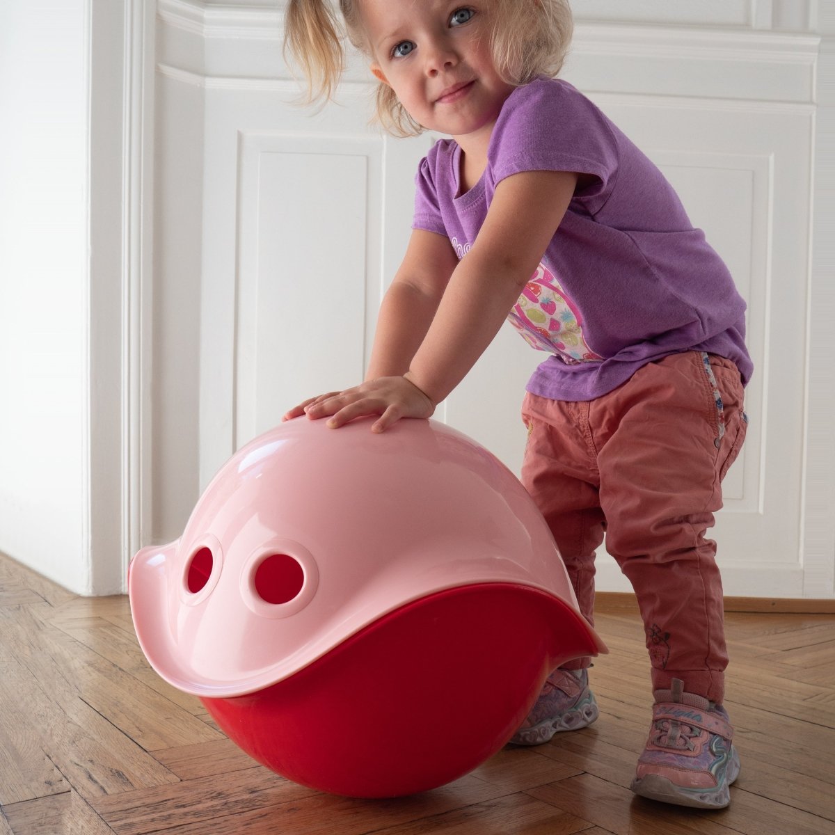 MOLUK Bilibo Red – Active Play for children, available at Learning Bugs UK