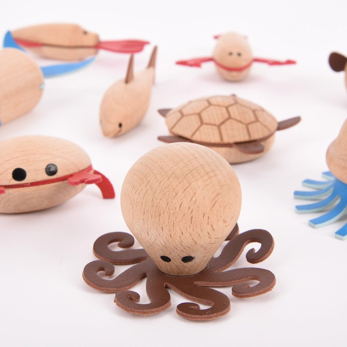 Wooden Sea Creatures – Baby Toys & Activity Equipment for children, available at Learning Bugs UK