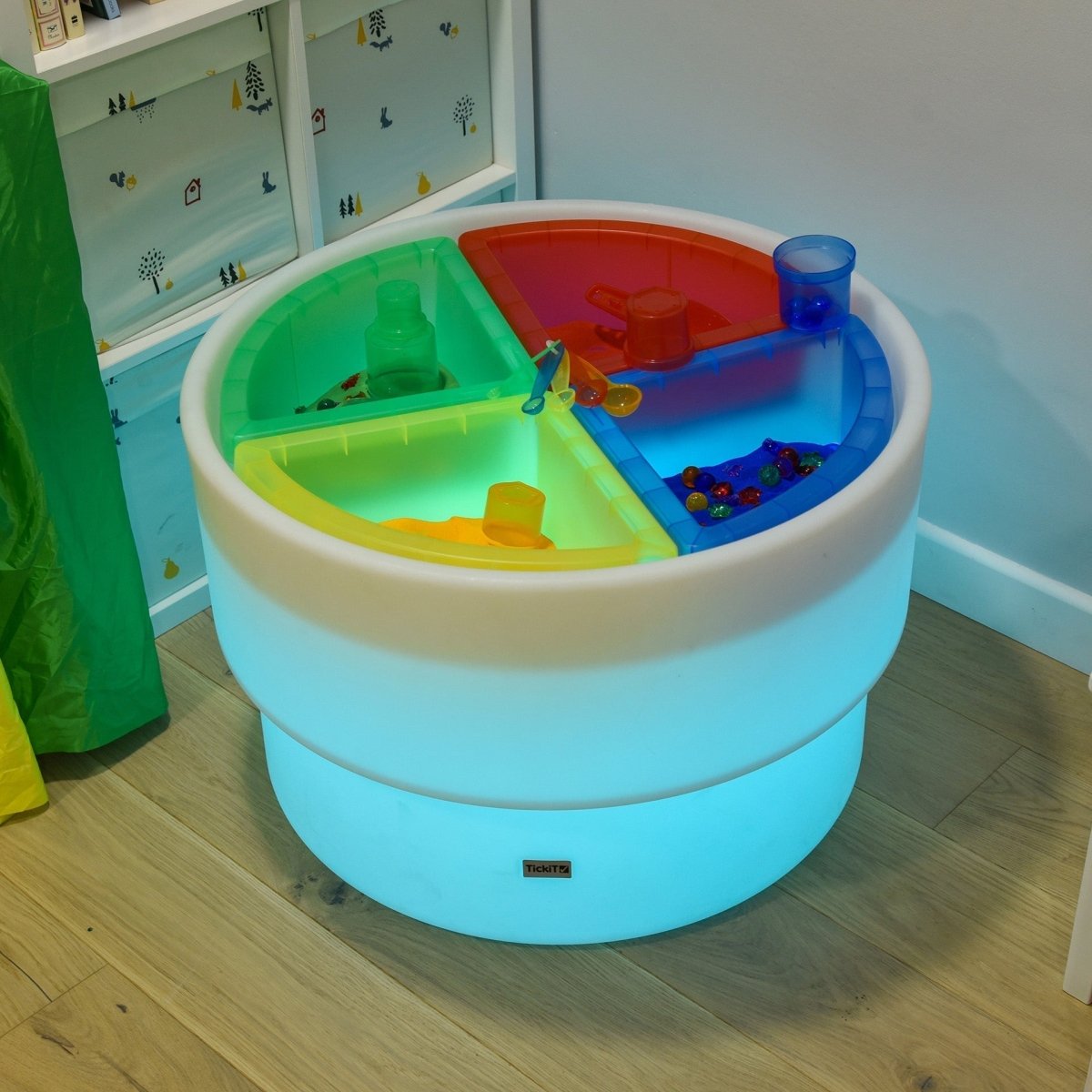 Discovery Colour Quadrant Trays – for children, available at Learning Bugs UK