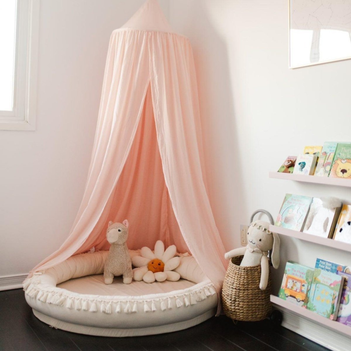 MINICAMP Large Round Nest Play Mat & Kids Lounger in Ecru – Playmats for children, available at Learning Bugs UK