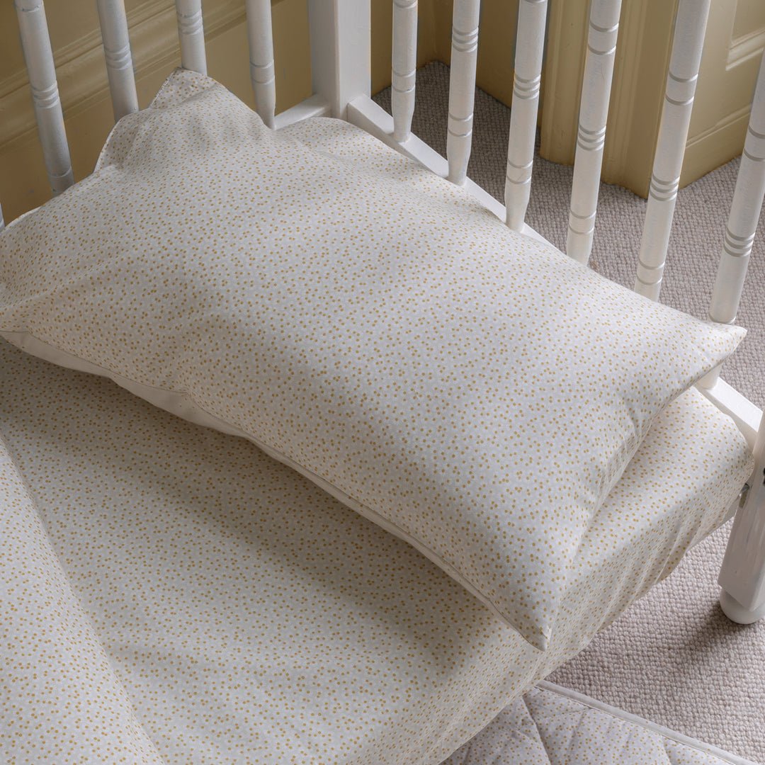 Buy Organic Cotbed Fitted Sheet - Daisy Meadow | Bedding for kids by Learning Bugs UK