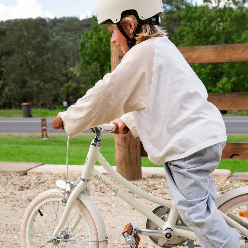 Banwood Classic – Kids Vintage Bike 16” (Cream)