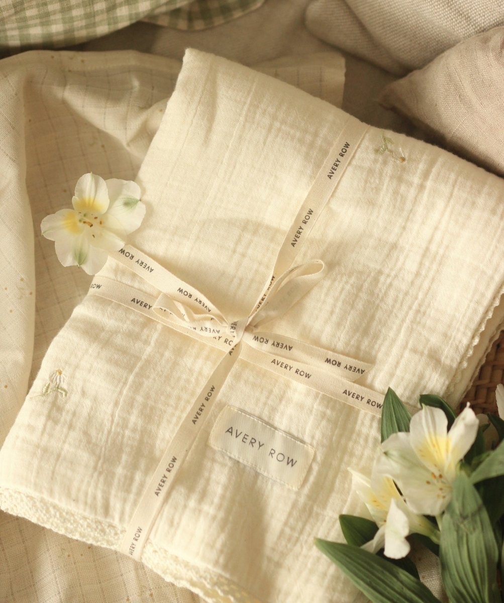 Embroidered Muslin blanket - Wild Chamomile – Blankets for children, available at Learning Bugs UK