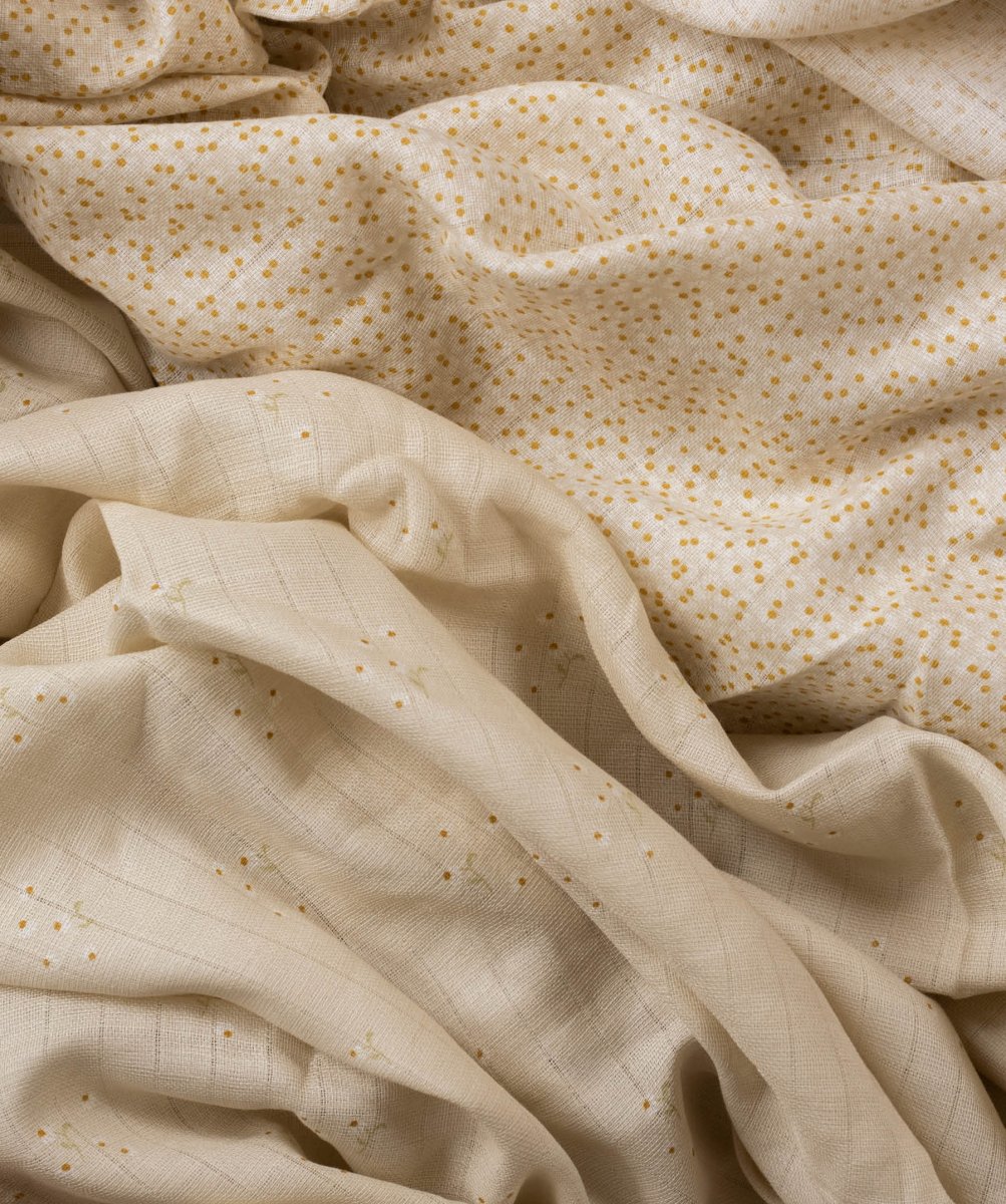 Extra Large Organic Baby Muslins, Set of 2 - Wild Chamomile / Daisy Meadow – for children, available at Learning Bugs UK