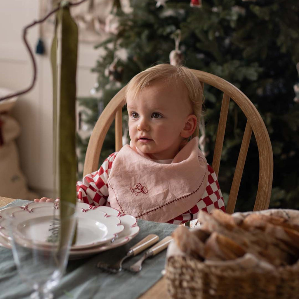 Embroidered Linen Napkins, Set of 4 - Plaster Pink