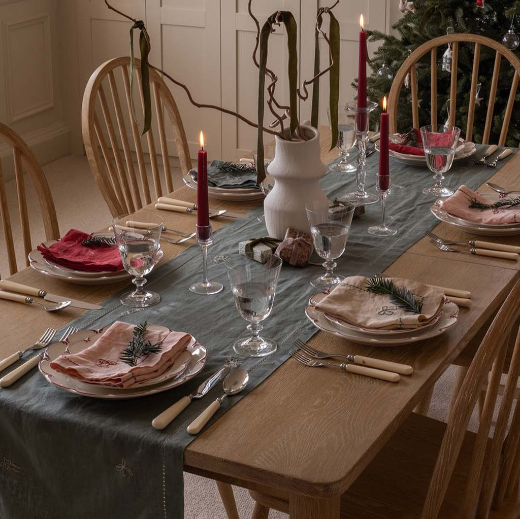 Embroidered Linen Napkins, Set of 4 - Plaster Pink