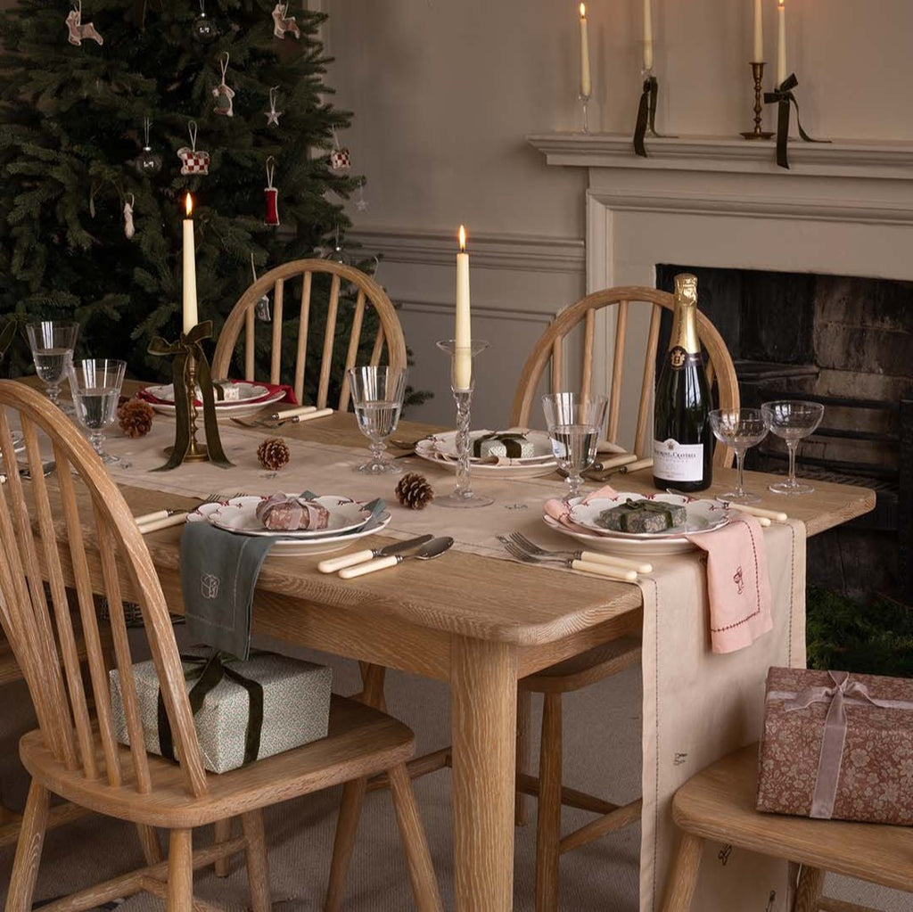 Embroidered Linen Napkins, Set of 4 - Plaster Pink