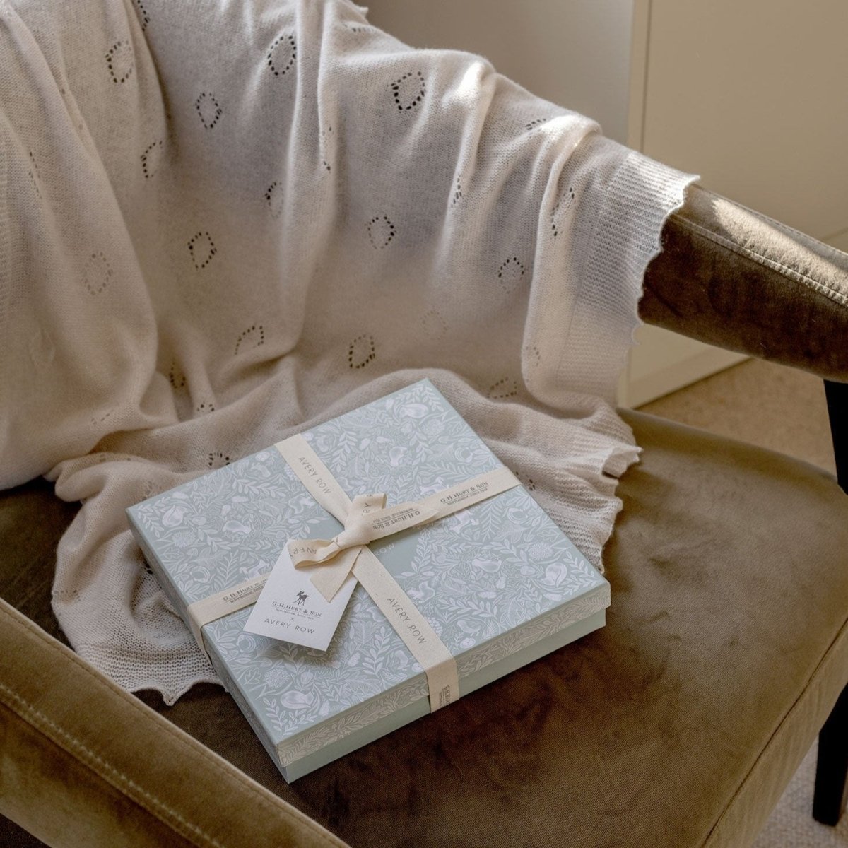 Limited Edition Avery Row Cashmere Shawl Gift Set – Blanket for children, available at Learning Bugs UK