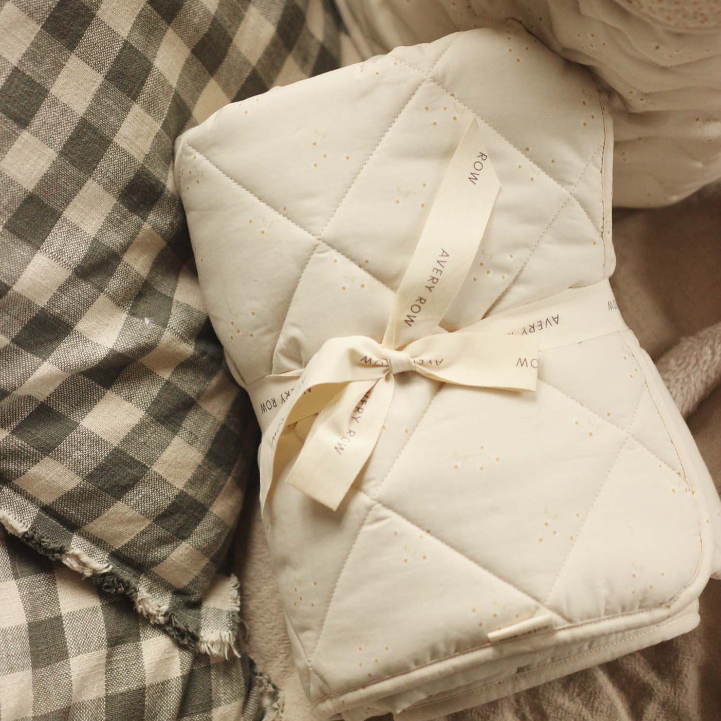 Buy Stay & Play Mat - Wild Chamomile | Activity for kids by Learning Bugs UK