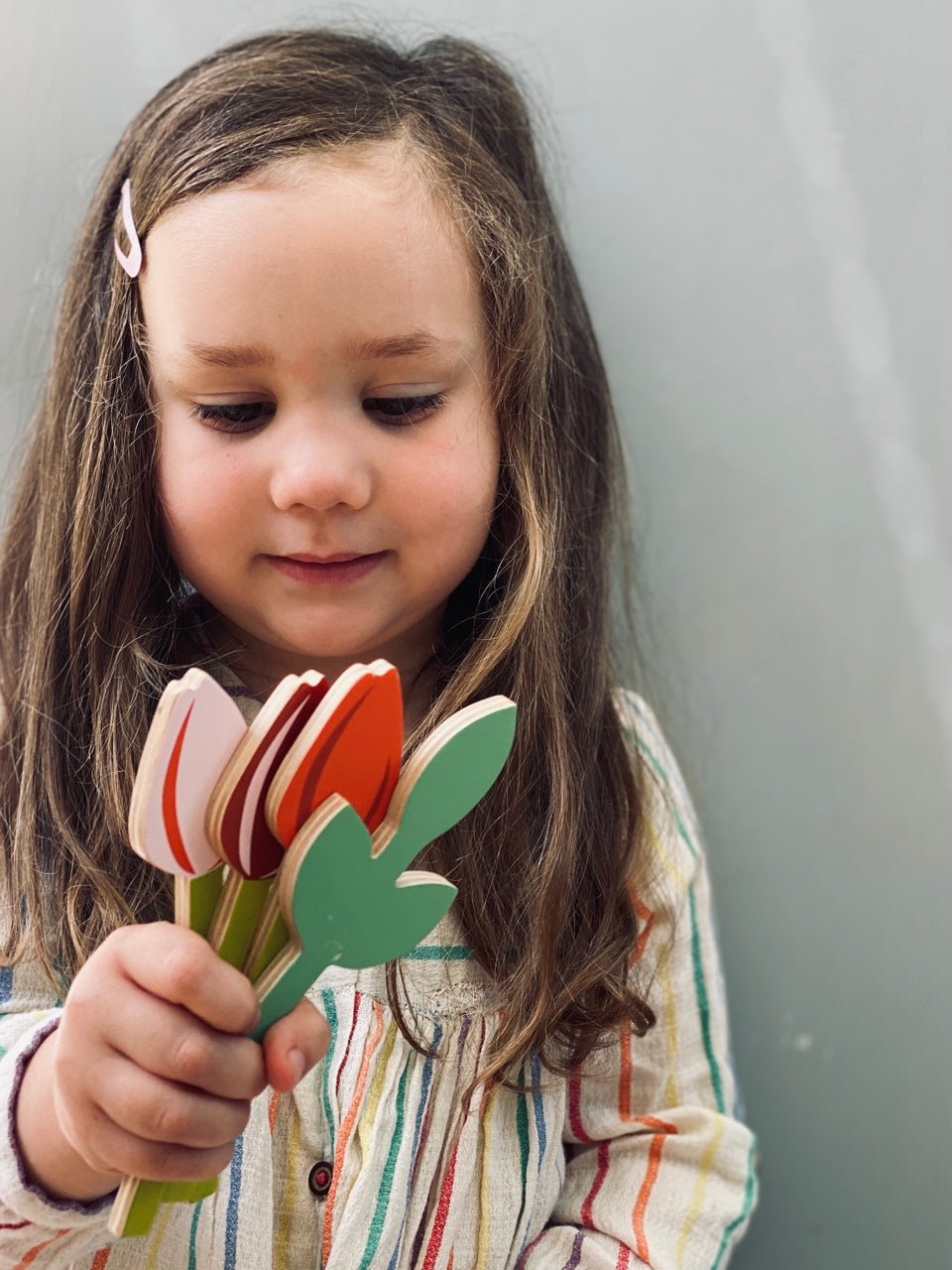 Buy Wicker Shopping Basket | Wooden shopping basket for kids by Learning Bugs UK