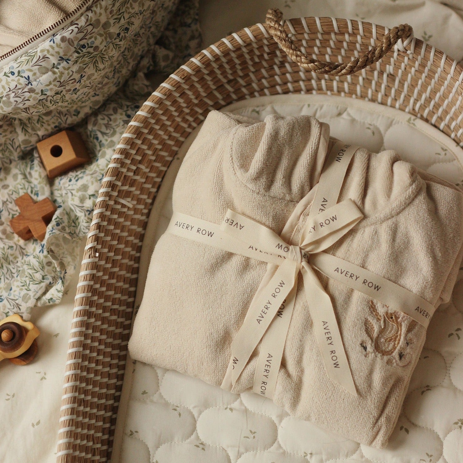 Buy Children's Towelling Robe - Mouse | Towelling for kids by Learning Bugs UK