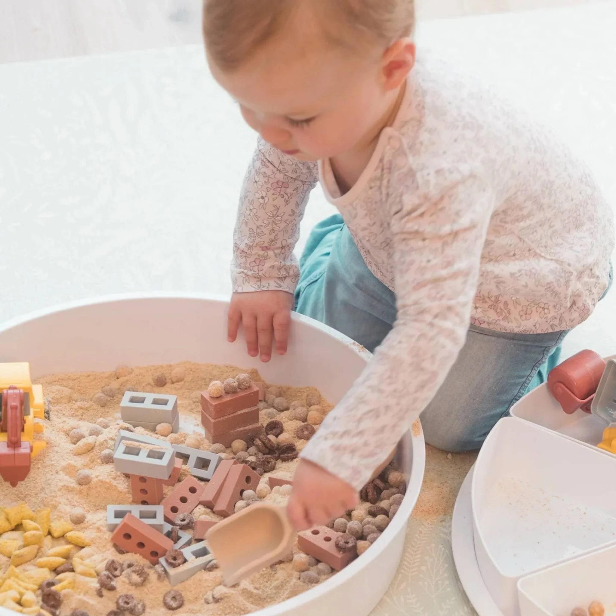 Buy Inspire My Play PlayTRAY | for kids by Learning Bugs UK