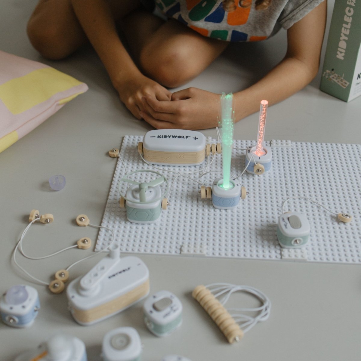 KIDYELEC My First Electrical Kit Expert Pack – Exploration & Discovery for children, available at Learning Bugs UK