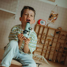 KIDYMICROSCOPE Portable Microscope Green – Exploration & Discovery for children, available at Learning Bugs UK