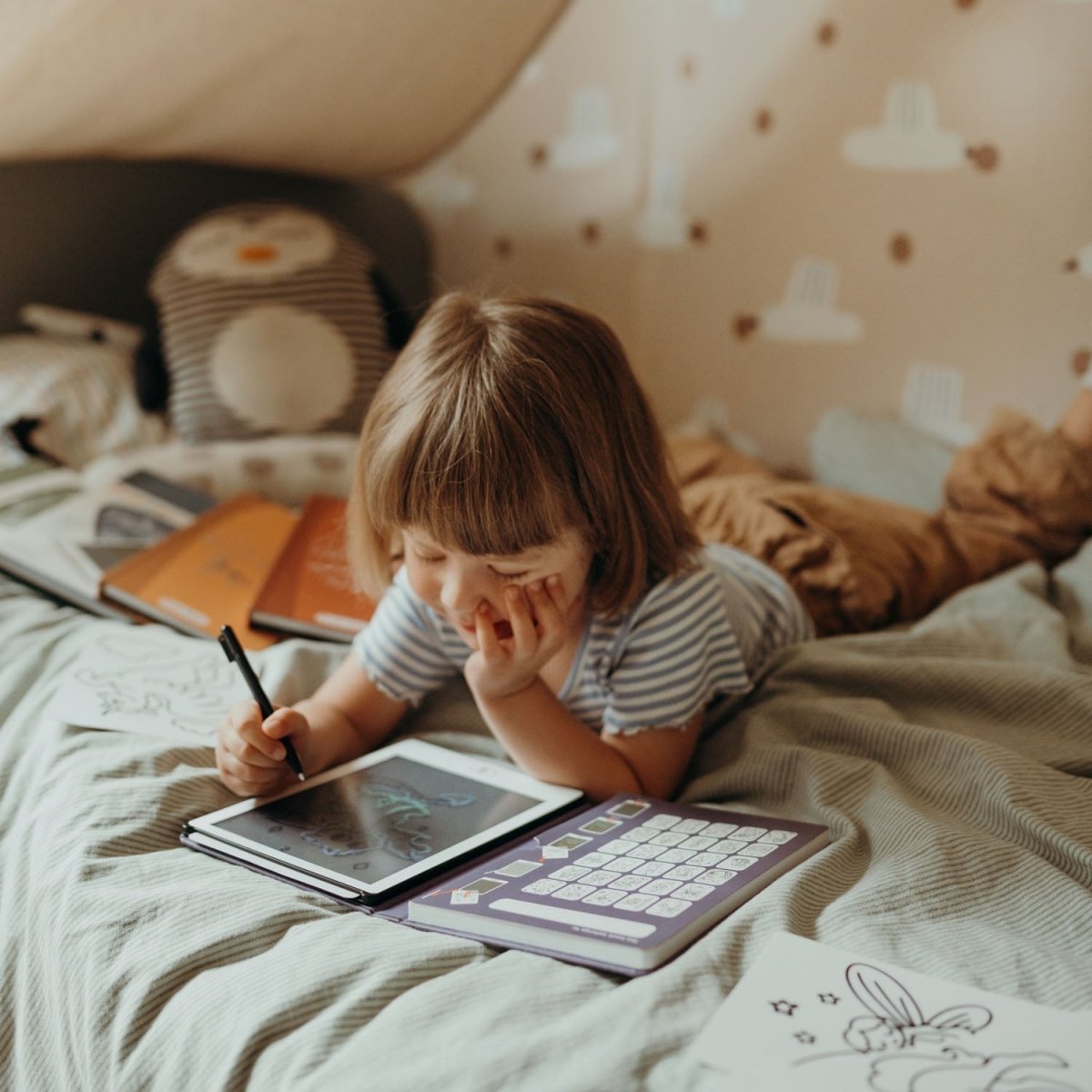 KIDYDRAW MINI LCD Drawing Tablet Once Upon a Time – Creativity & Learning for children, available at Learning Bugs UK