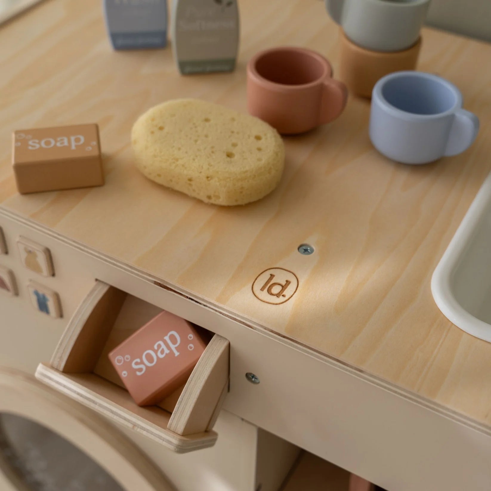 Buy Little Dutch Wooden Washing Machine | for kids by Learning Bugs UK