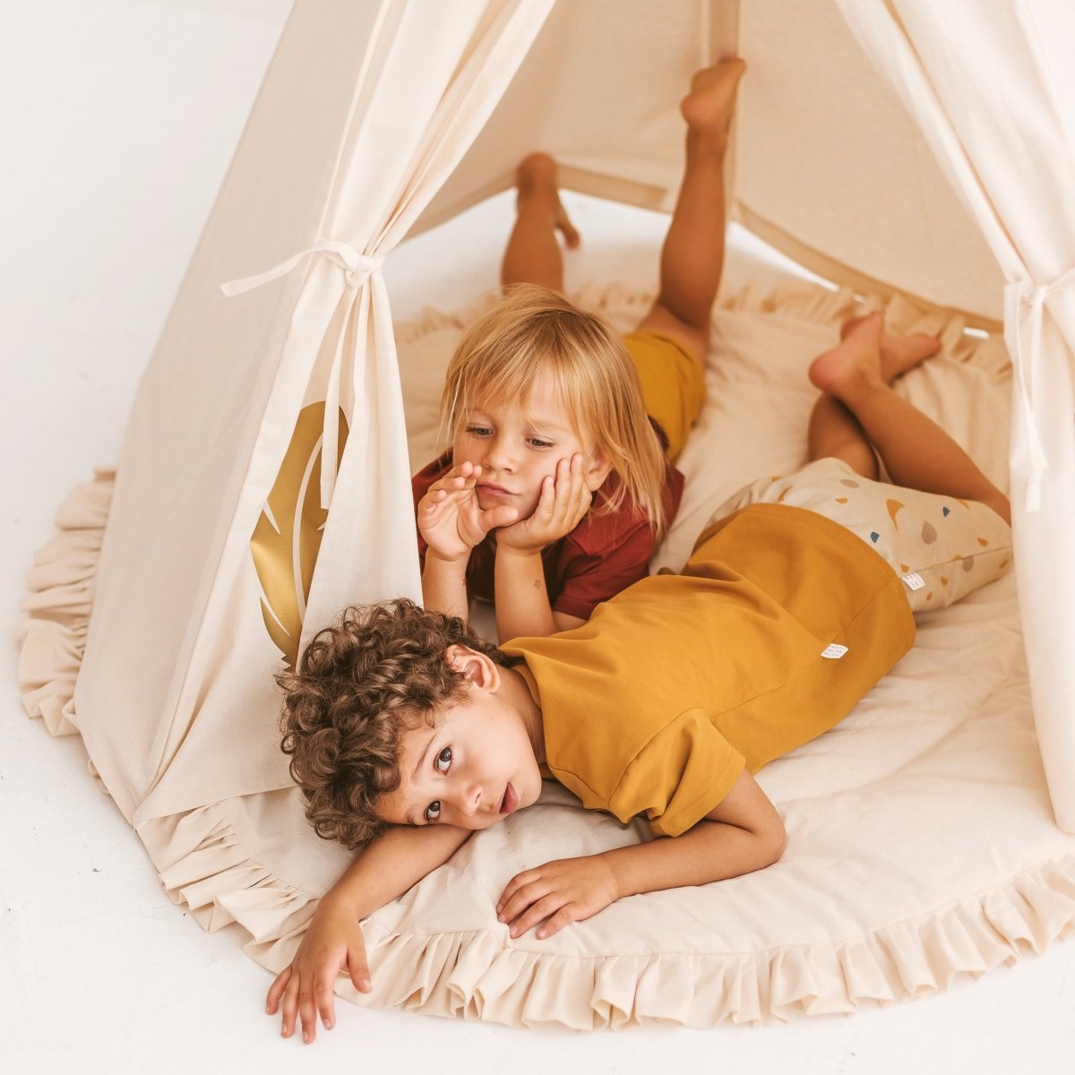 MINICAMP Kids Playmat with Ruffled Border in Ecru – Playmats for children, available at Learning Bugs UK