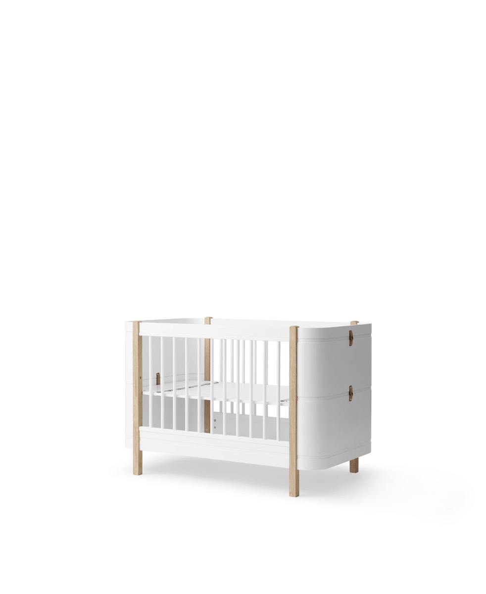 Mini+ Cot Bed Incl. Junior Kit - White/Oak (0-9 Years) – Cot Beds for children, available at Learning Bugs UK
