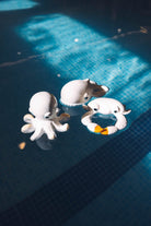 Oli & Carol x BIGSTUFFED Orlando the Octopus Bath Toy – Bath Toys for children, available at Learning Bugs UK