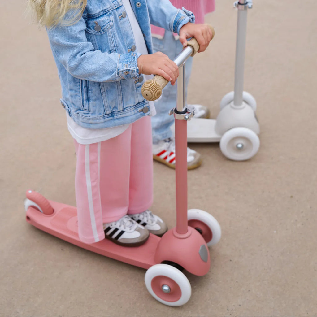 Banwood Eco Scooter Kids 3-Wheel Scooter (Raspberry)