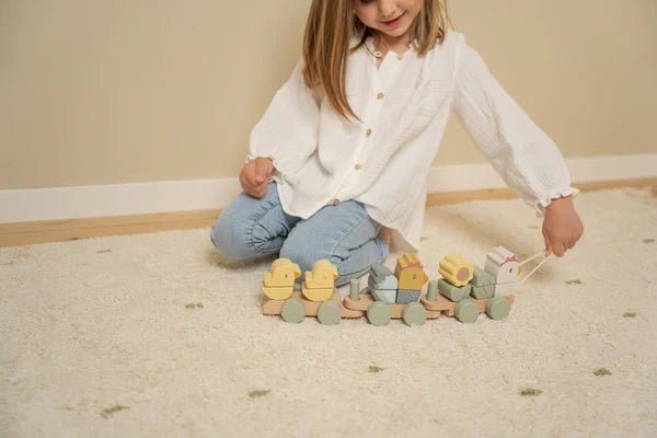 Little Dutch Stacking Train - Chicken by Little Dutch - Learning Bugs UK