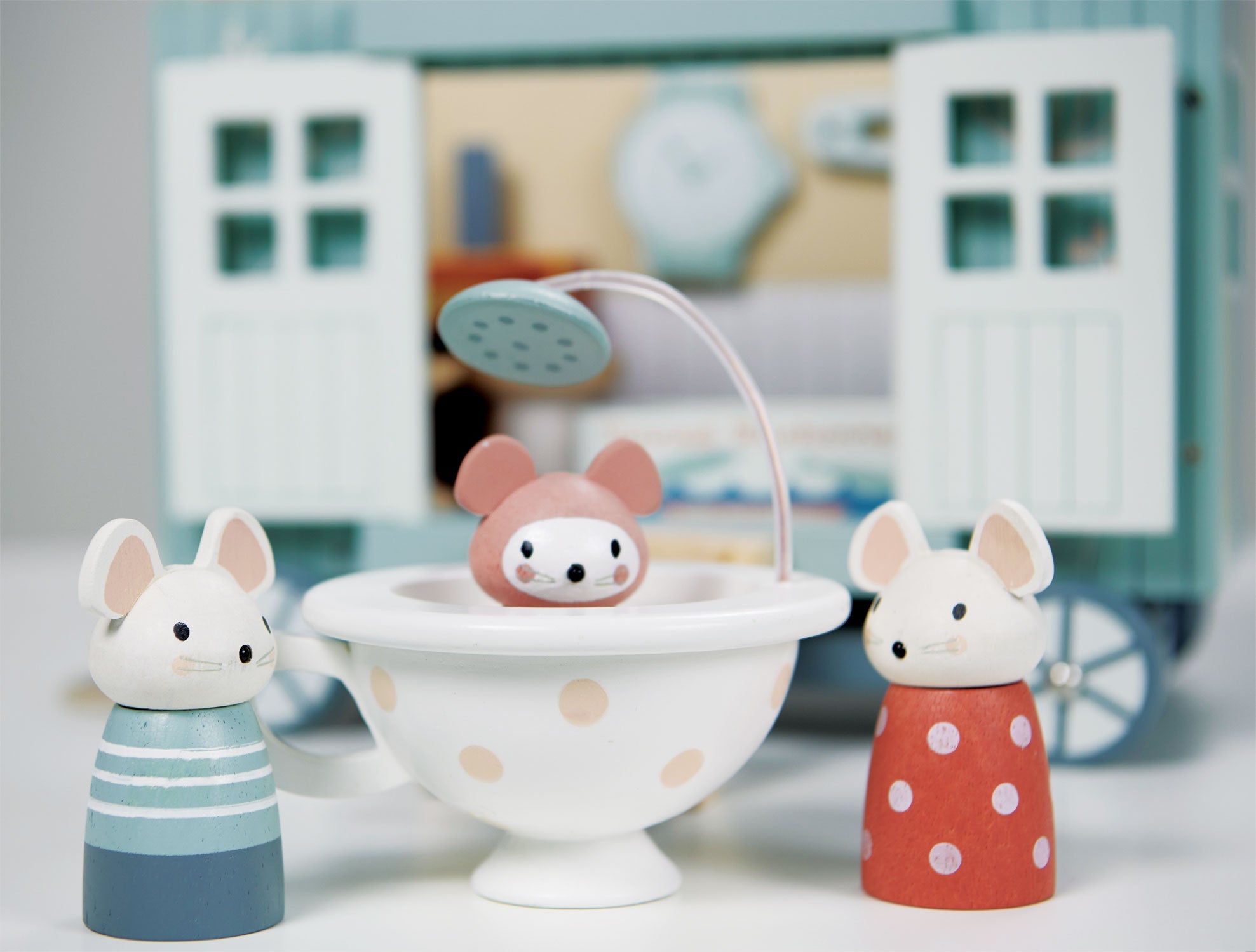 Tender Leaf Secret Meadow Shepherd’s Hut