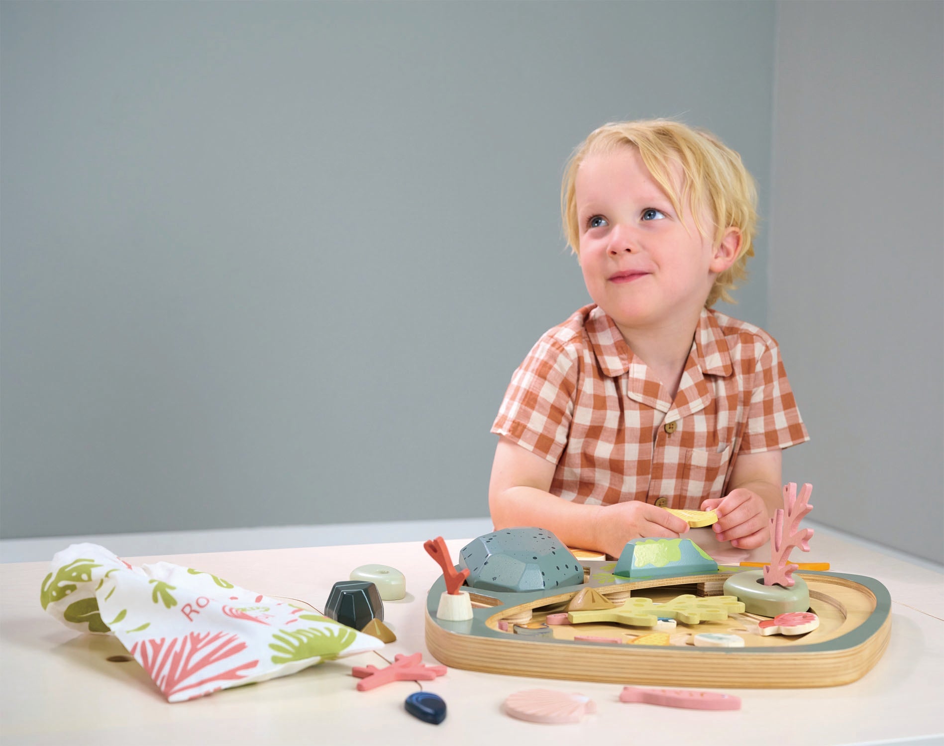 Buy Tender Leaf My Little Rock Pool | Wooden open ended play set for kids by Learning Bugs UK
