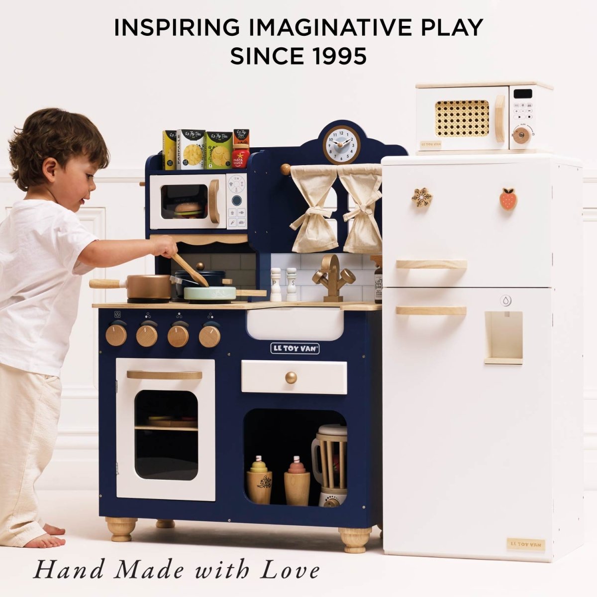 Oxford Wooden Play Kitchen – Toy Kitchens & Play Food for children, available at Learning Bugs UK