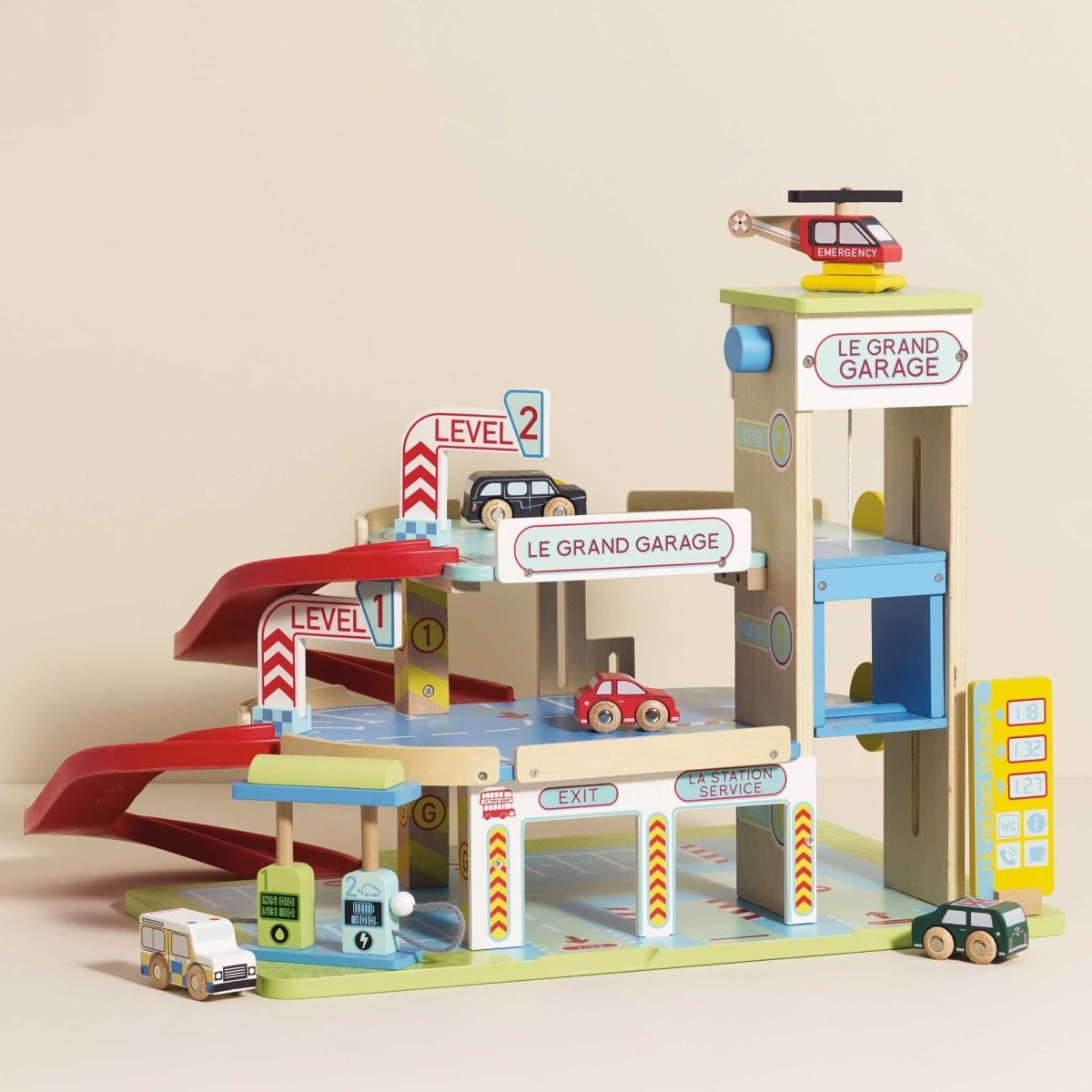 Le Toy Van Car and Garage Play Set