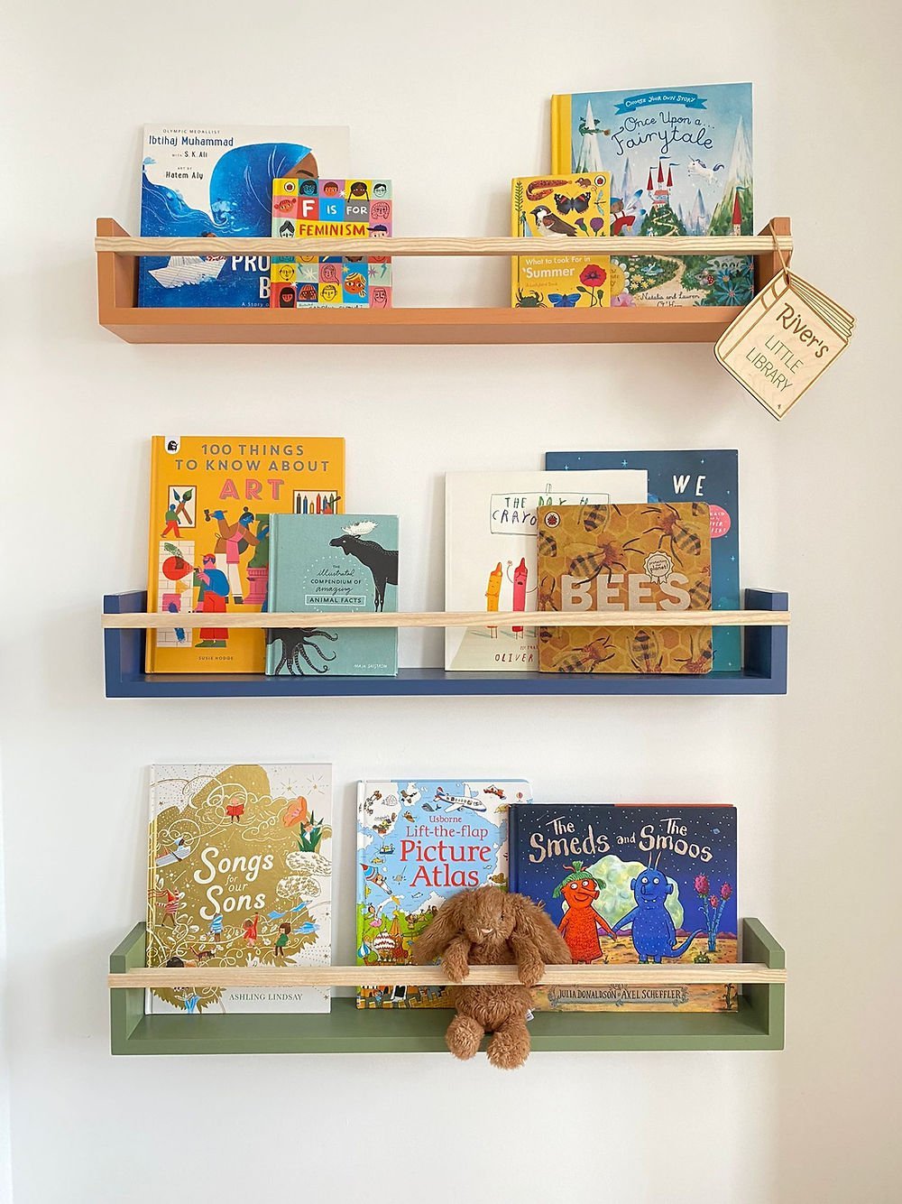 Buy Autumns Corner - The Colour Pop Bookshelf | Bookshelf for kids by Learning Bugs UK
