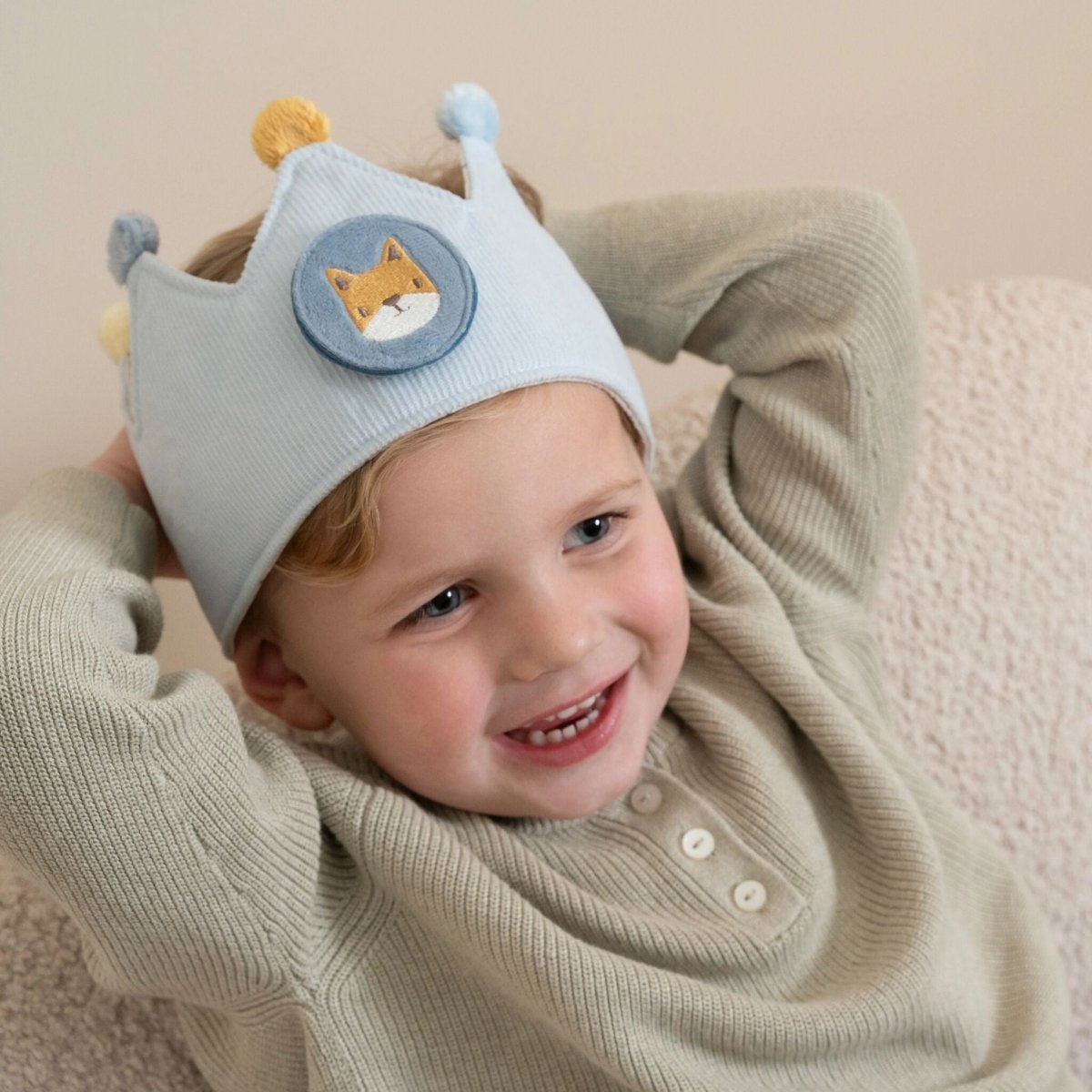 Birthday Crown With Numbers Blue – for children, available at Learning Bugs UK