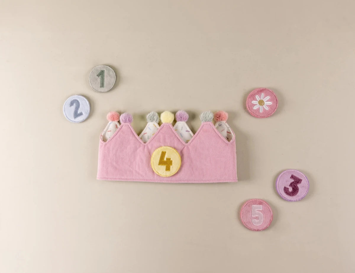 Birthday Crown With Numbers Pink – for children, available at Learning Bugs UK