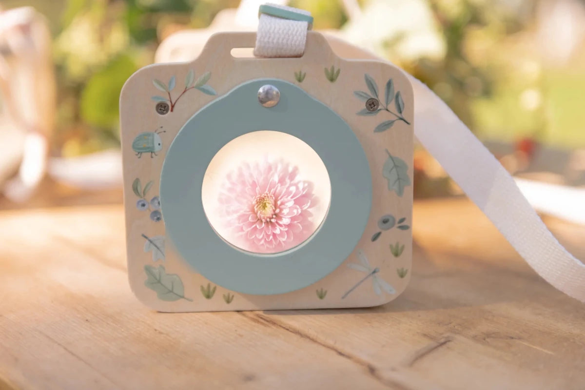 Little Dutch Insect Box Forest Friends – for children, available at Learning Bugs UK