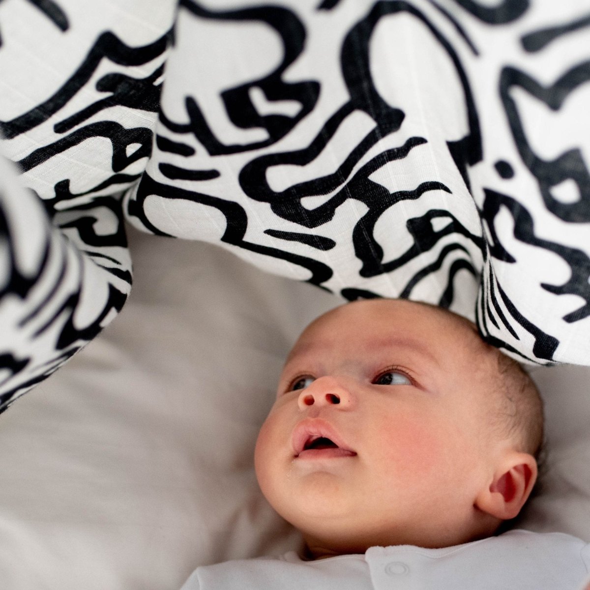 ETTA LOVES x KEITH HARING 'Baby' XL Muslin – Muslin squares for children, available at Learning Bugs UK