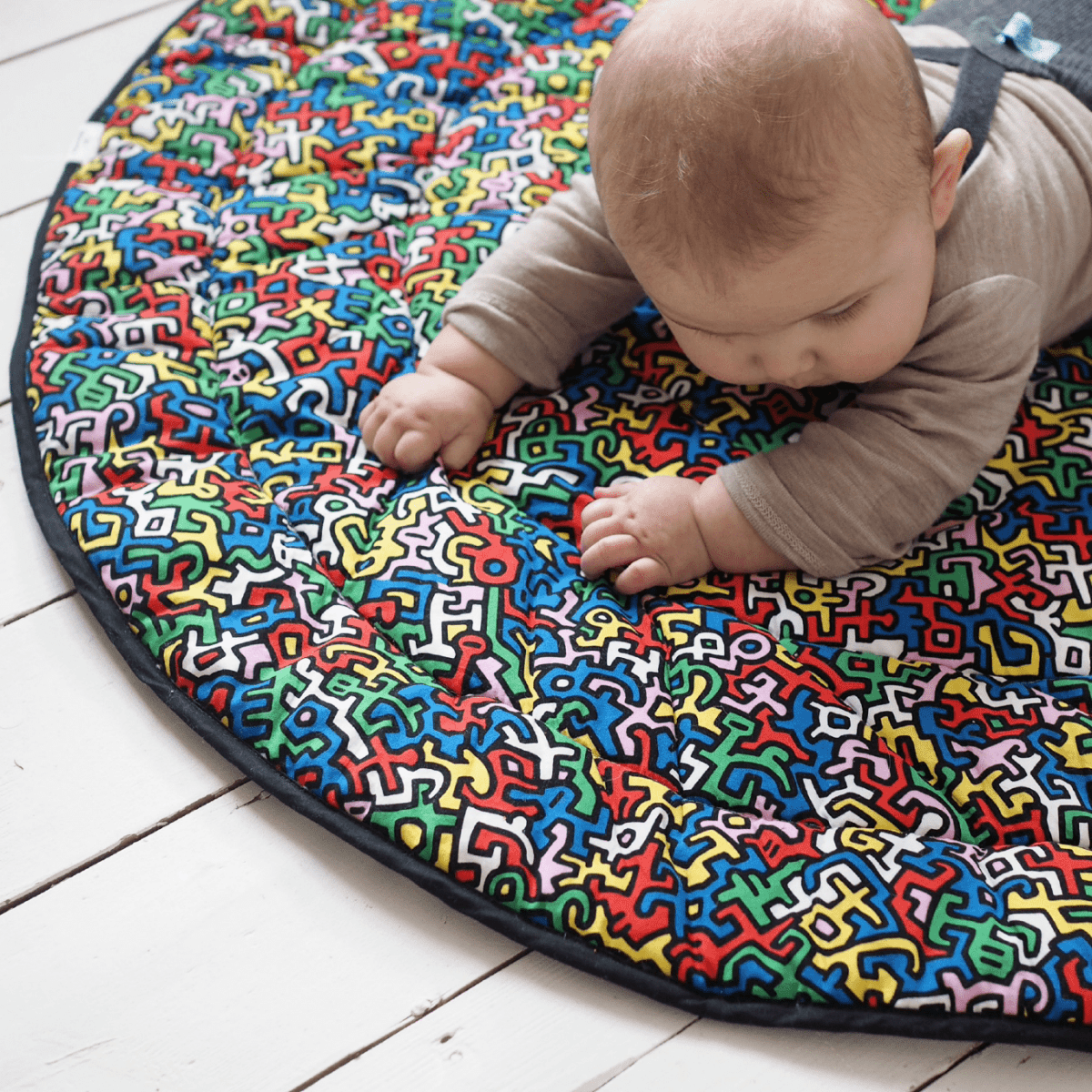 ETTA LOVES x KEITH HARING Playmat - reversible – Playmat for children, available at Learning Bugs UK
