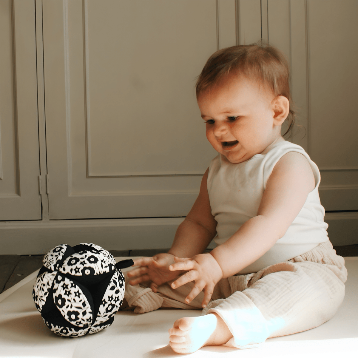 ETTA LOVES x LIBERTY – Sensory Grasp Ball – Grasp Ball for children, available at Learning Bugs UK