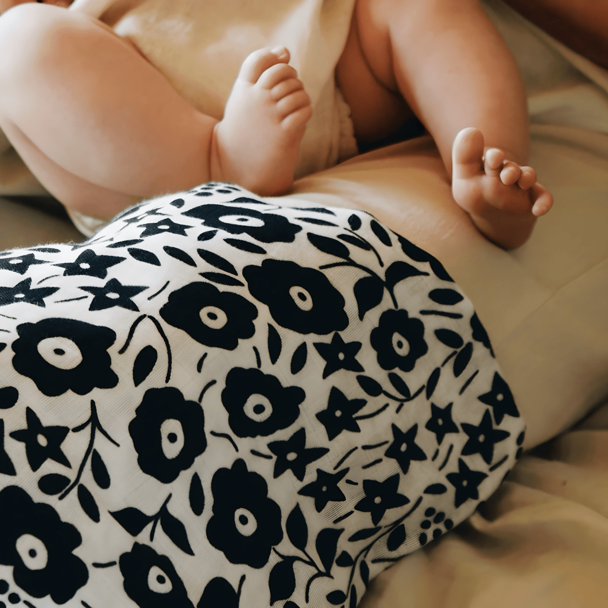 ETTA LOVES x LIBERTY – Sensory XL Muslin Swaddle – Muslin squares for children, available at Learning Bugs UK