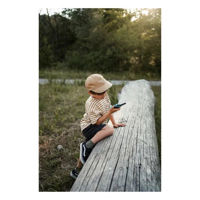 KIDYTALK Long Range Walkie-Talkies Green and Orangea – Exploration & Discovery for children, available at Learning Bugs UK