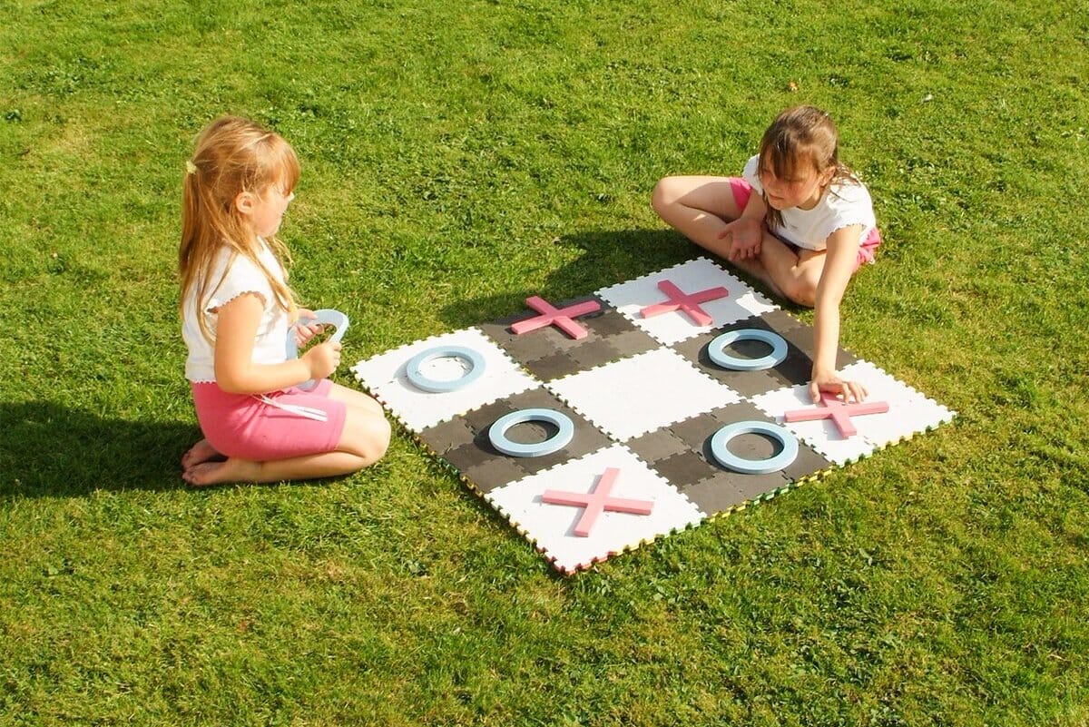 5 Big Games in One Set by Traditional Garden Games - Learning Bugs UK