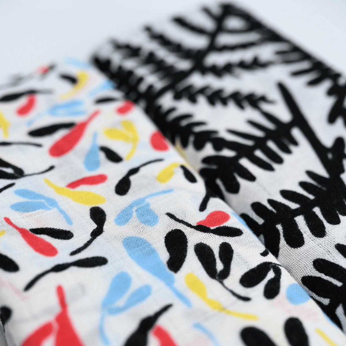Plant Print Muslin 2 Pack – Muslin squares for children, available at Learning Bugs UK