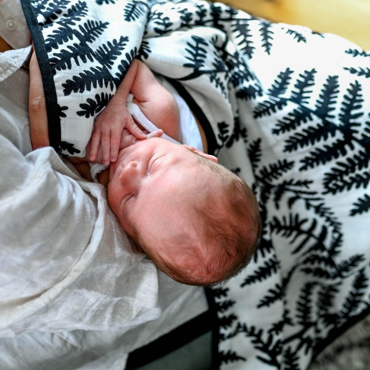 Plant Print Muslin Blanket - reversible – Blankets for children, available at Learning Bugs UK