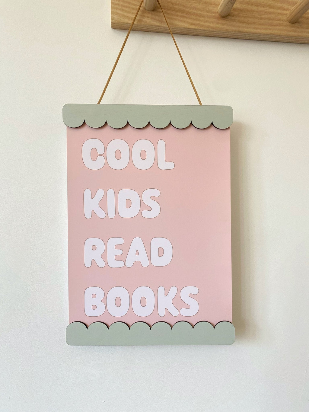 Scalloped Colourpop Magnetic Picture Frame