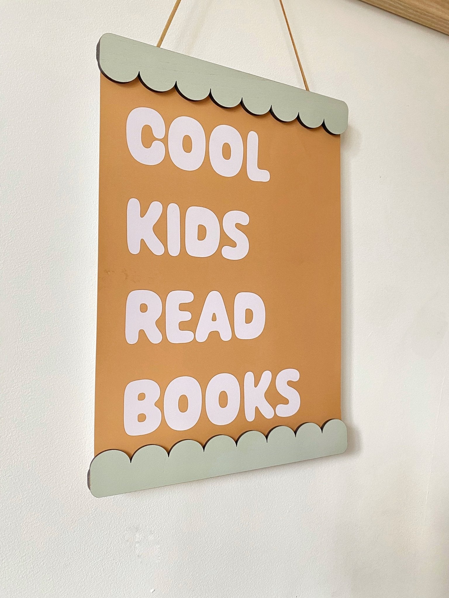 Buy Scalloped Colourpop Magnetic Picture Frame | Wall Hangings / Display for kids by Learning Bugs UK