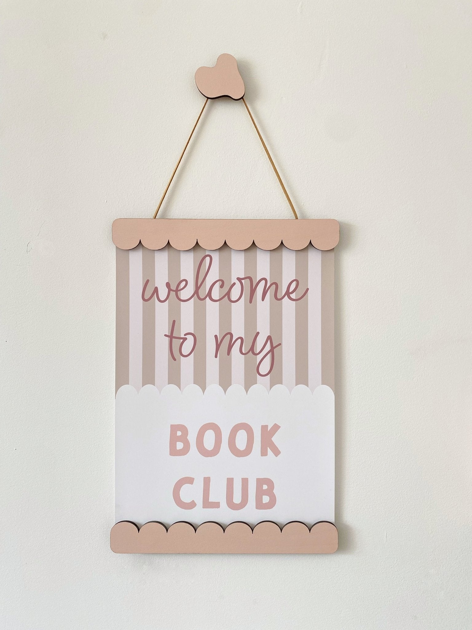 Buy Scalloped Colourpop Magnetic Picture Frame | Wall Hangings / Display for kids by Learning Bugs UK