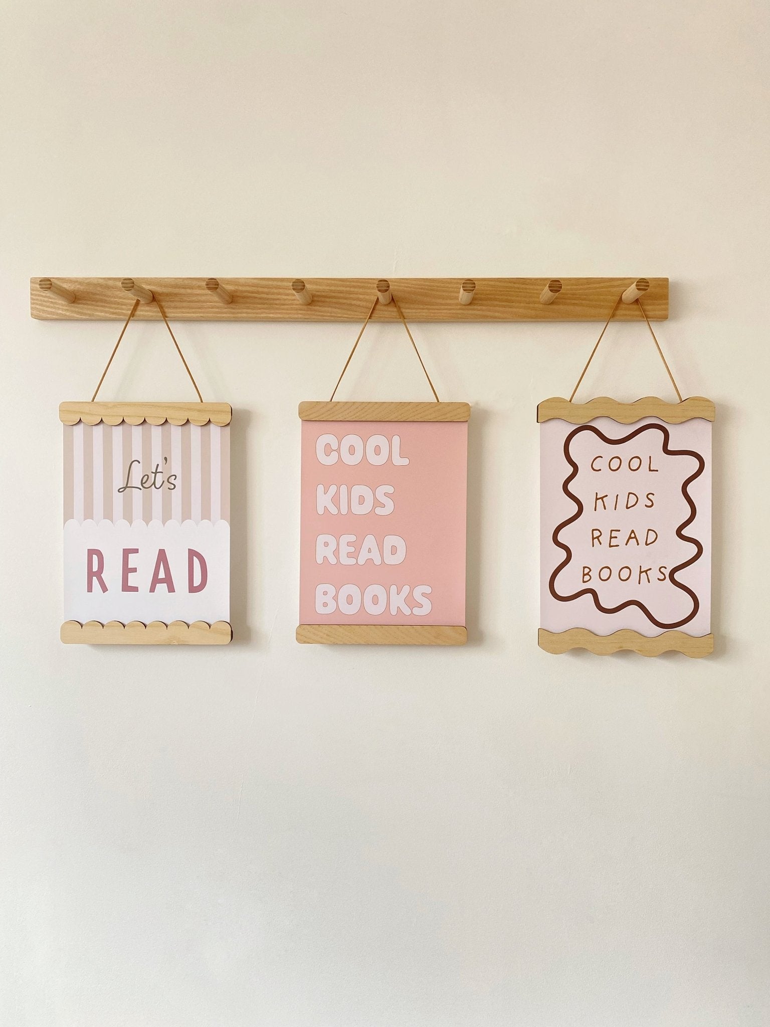 Scalloped Magnetic Picture Frame - Ash