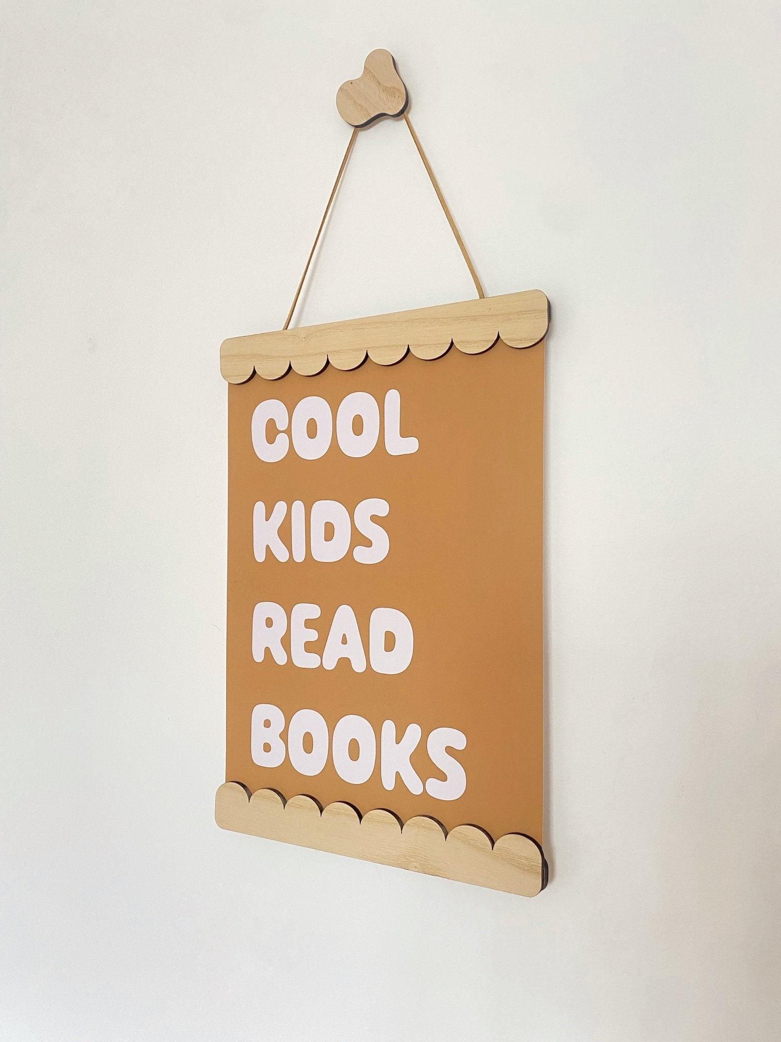 Buy Scalloped Magnetic Picture Frame - Ash | Wall Hangings / Display for kids by Learning Bugs UK