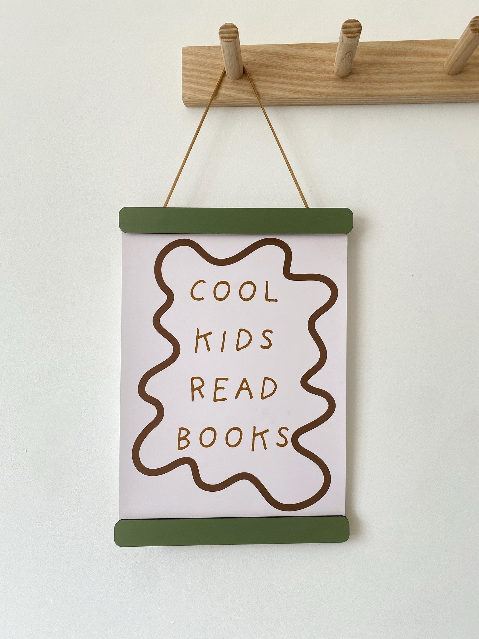 Buy Straight Colourpop Magnetic Picture Frame | Wall Hangings / Display for kids by Learning Bugs UK