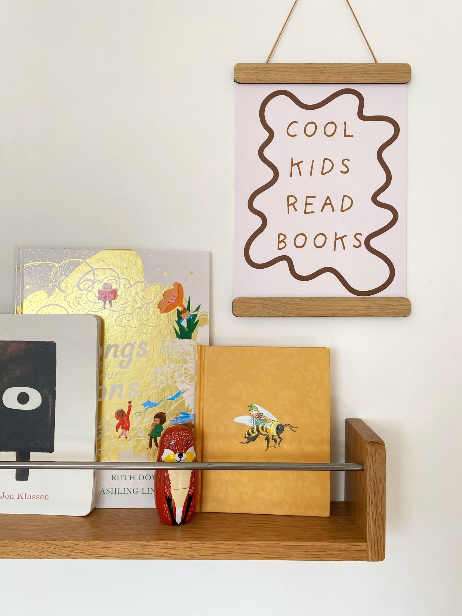 Buy Straight Magnetic Picture Frame | Wall Hangings / Display for kids by Learning Bugs UK